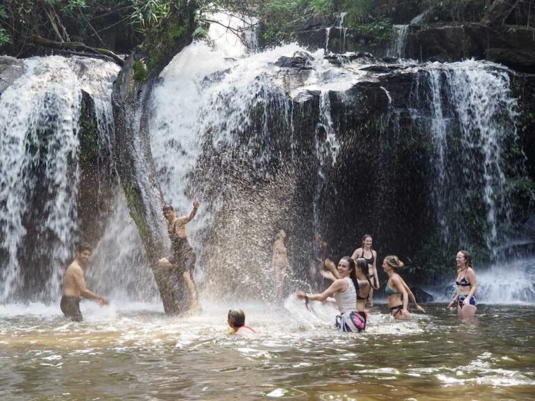 Excursion in Waterfall